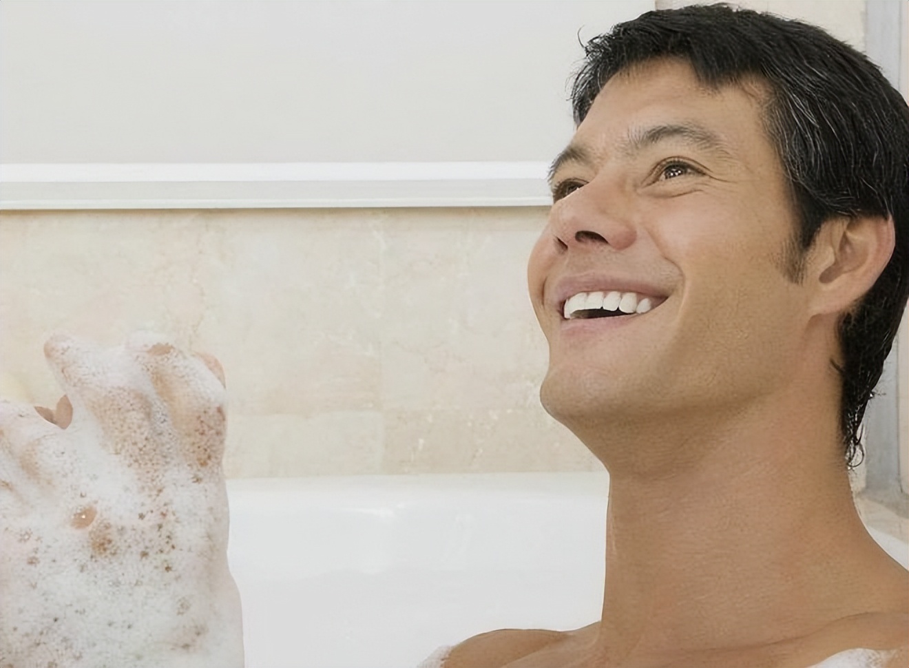 夫妻生活结束后，男人用纸擦一下就OK了？男人“事后”须注意什么