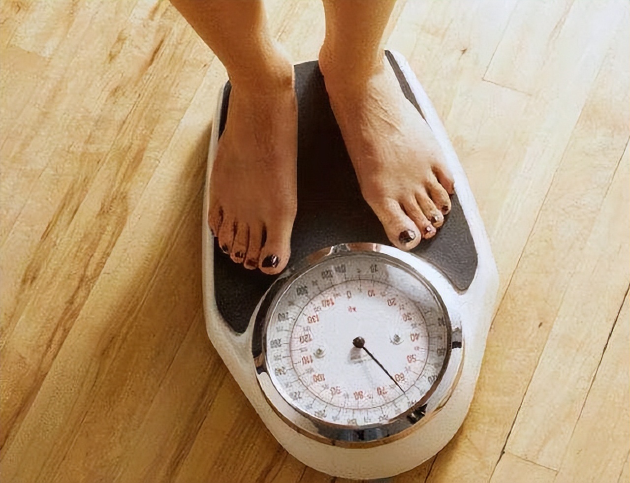 身高186的东*姑北**娘，本以为只剩下高了，看到长相和身材：我酸了