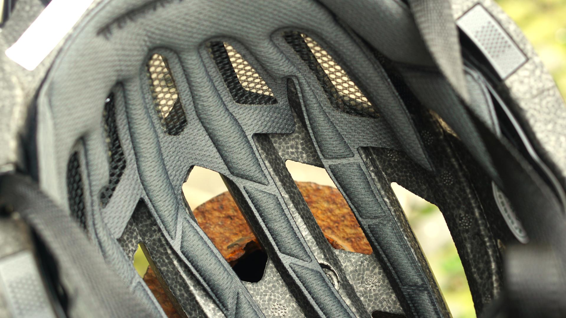 鸿蒙头盔价格,护航安全头盔