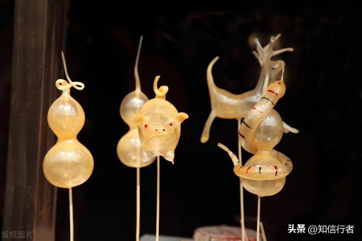 自媒体赚钱的10个核心思路,如何利用专业知识通过自媒体赚钱