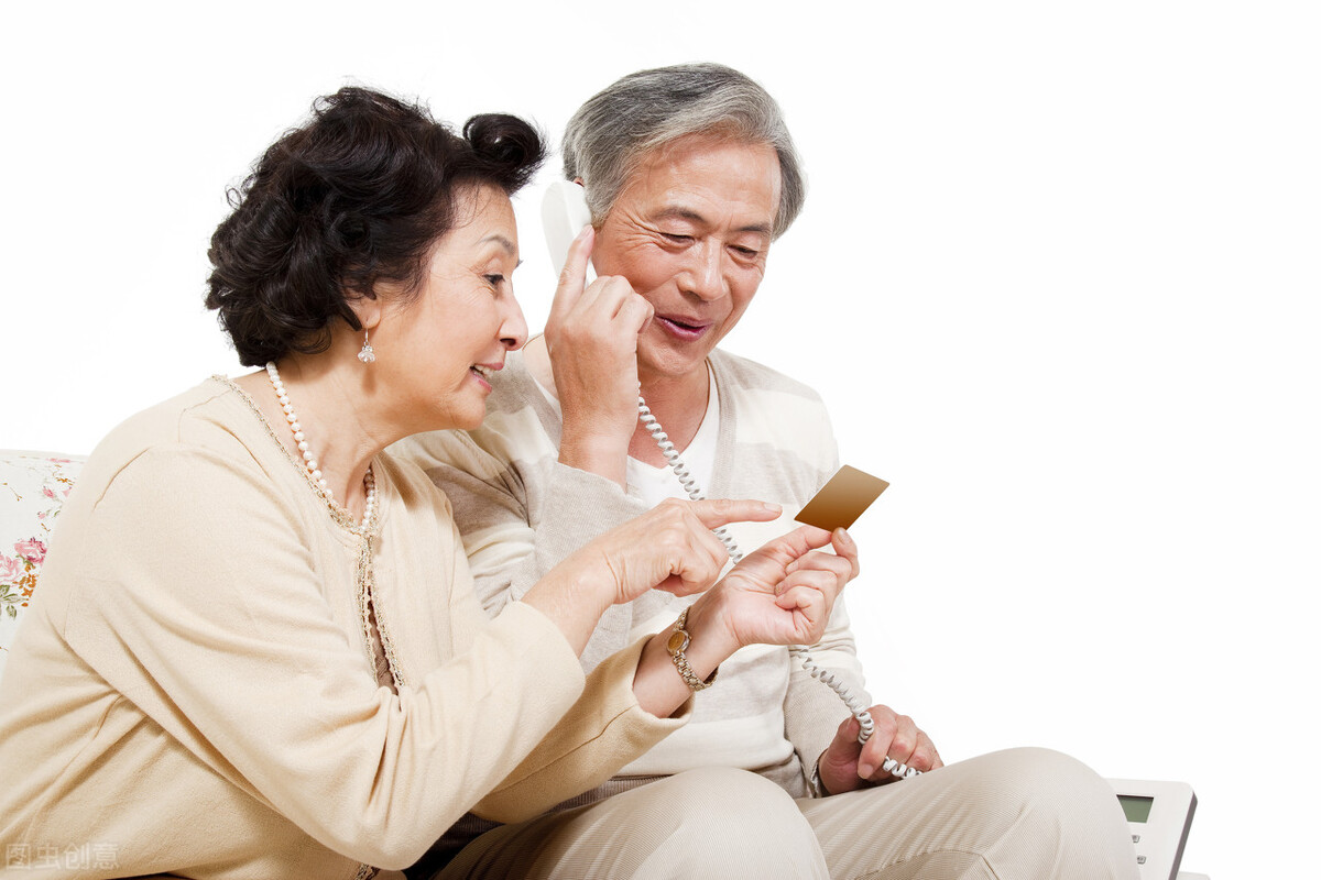 人到晚年不能自理了怎么办,解决老人不能自理最新最好的方法