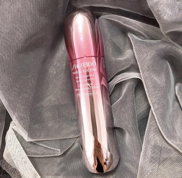 美白精华液保湿修护,清爽保湿美白精华液