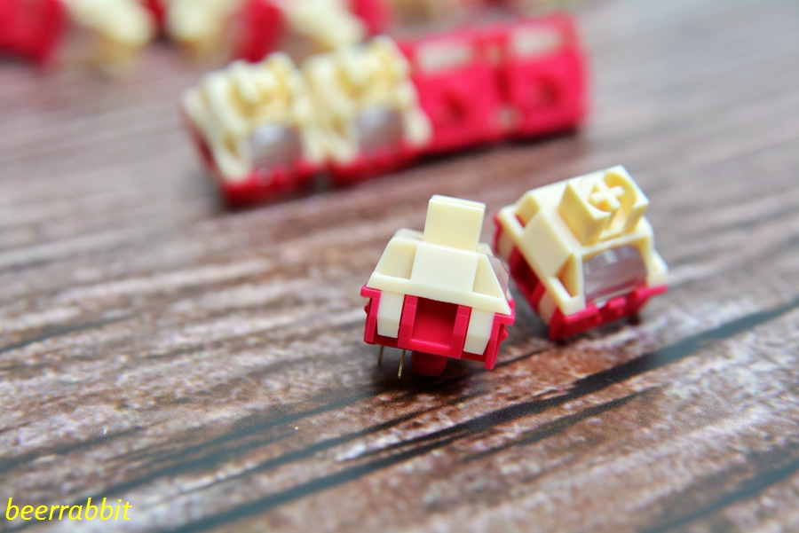 强上加强珂芝K75三模机械键盘与TTC钢铁轴的联合