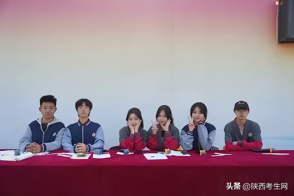 西安博雅艺术职业高中舞蹈比赛,西安博雅艺术职业高中体育生