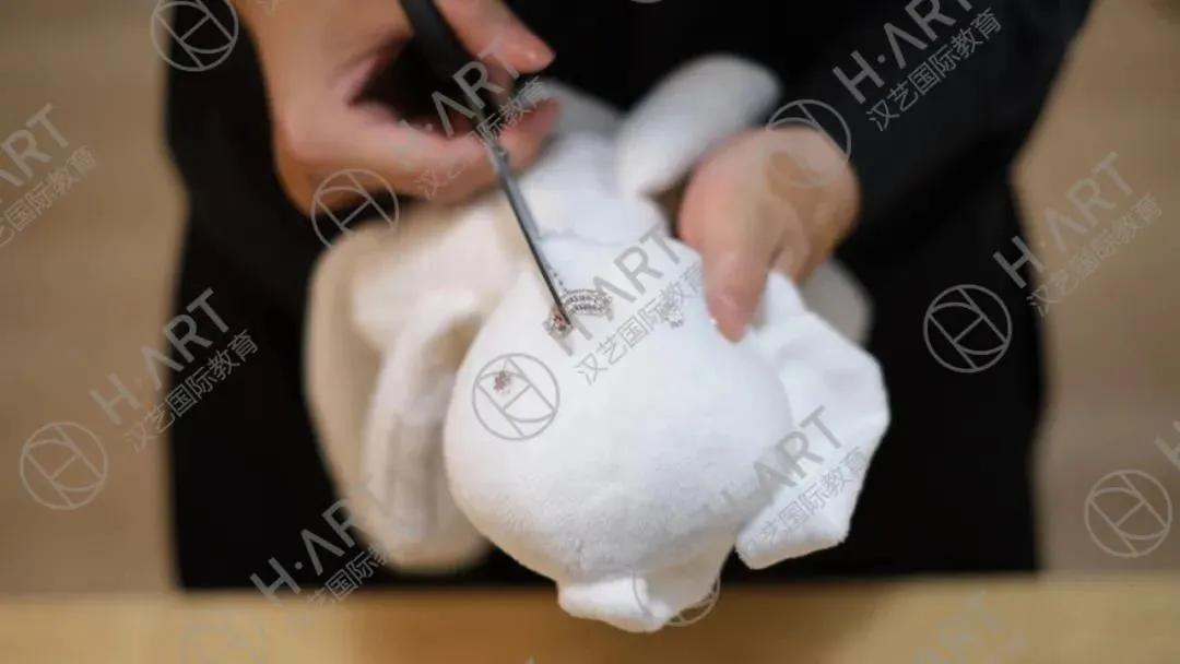 伦艺留在国外毕业,伦艺毕业在英国有就业机会么