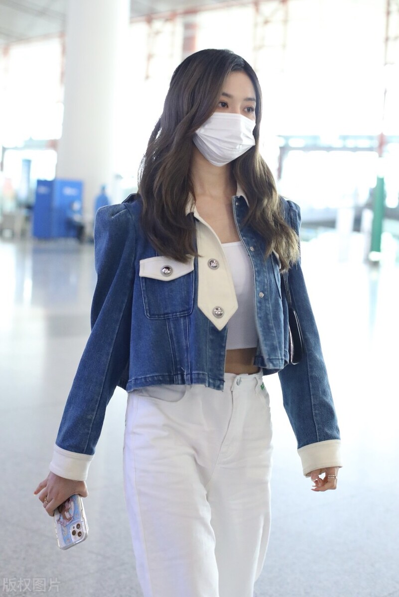 徐艺洋牛仔套装搭配,徐艺洋紧身牛仔裤穿搭