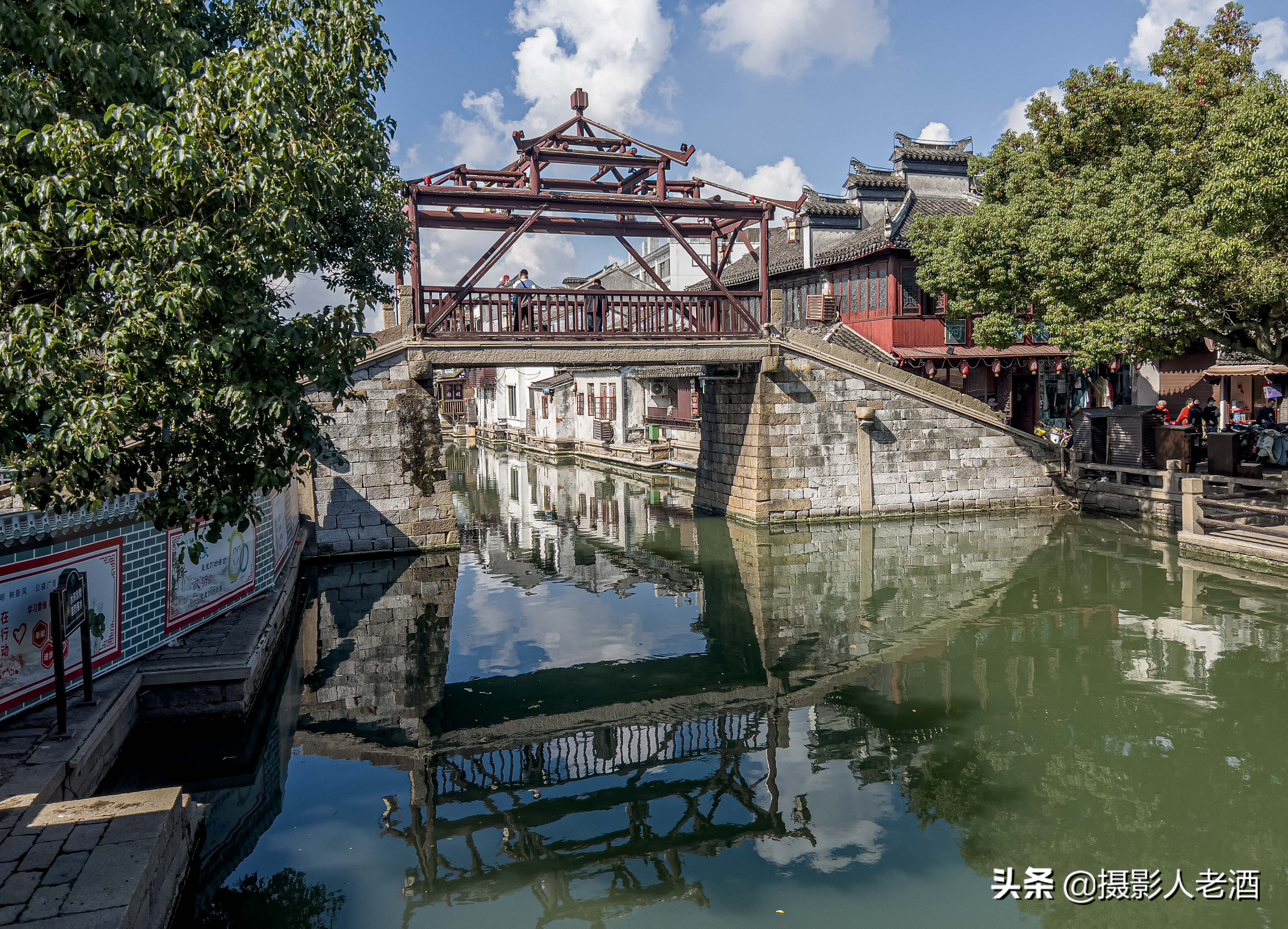 江南最美丽和谐的古镇同里古镇,苏州三桥同里古镇