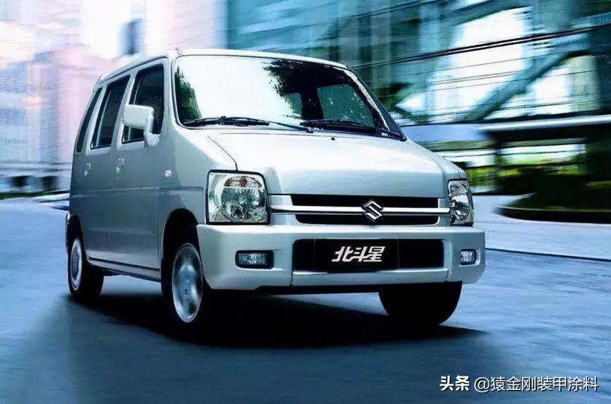 铃木北斗星大灯总成改装,铃木北斗星e+改装案例