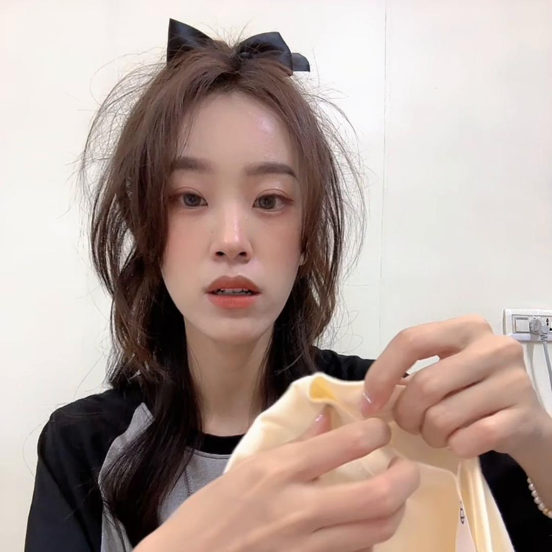 我的顾客基本都是学生宝妈和上班族 所以我坚持明码标 我...