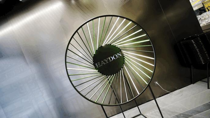 西安新地标！火遍全网的高端美妆店HAYDON黑洞来啦！女明星集合