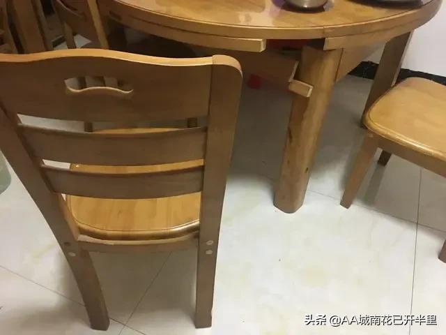 老公先斩后奏花2000多买了这丑不拉几的桌子,我真的好想扔了……