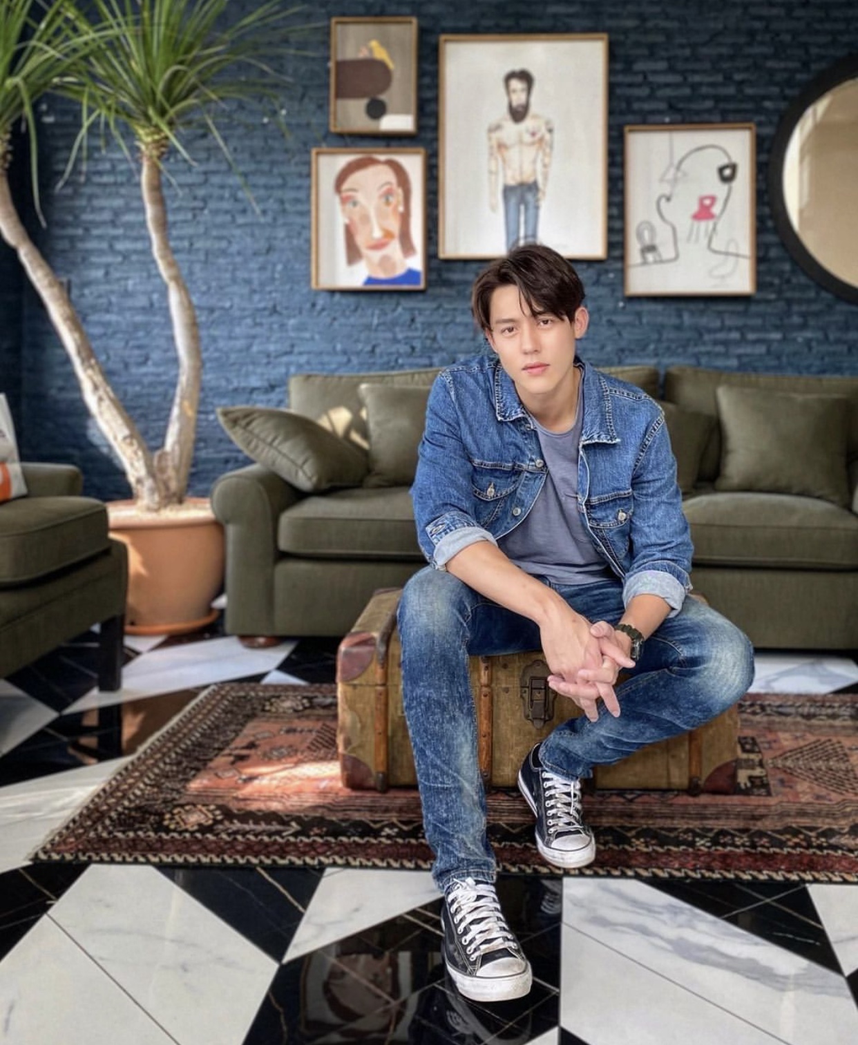 泰星mark腹肌,泰星mark私下穿搭