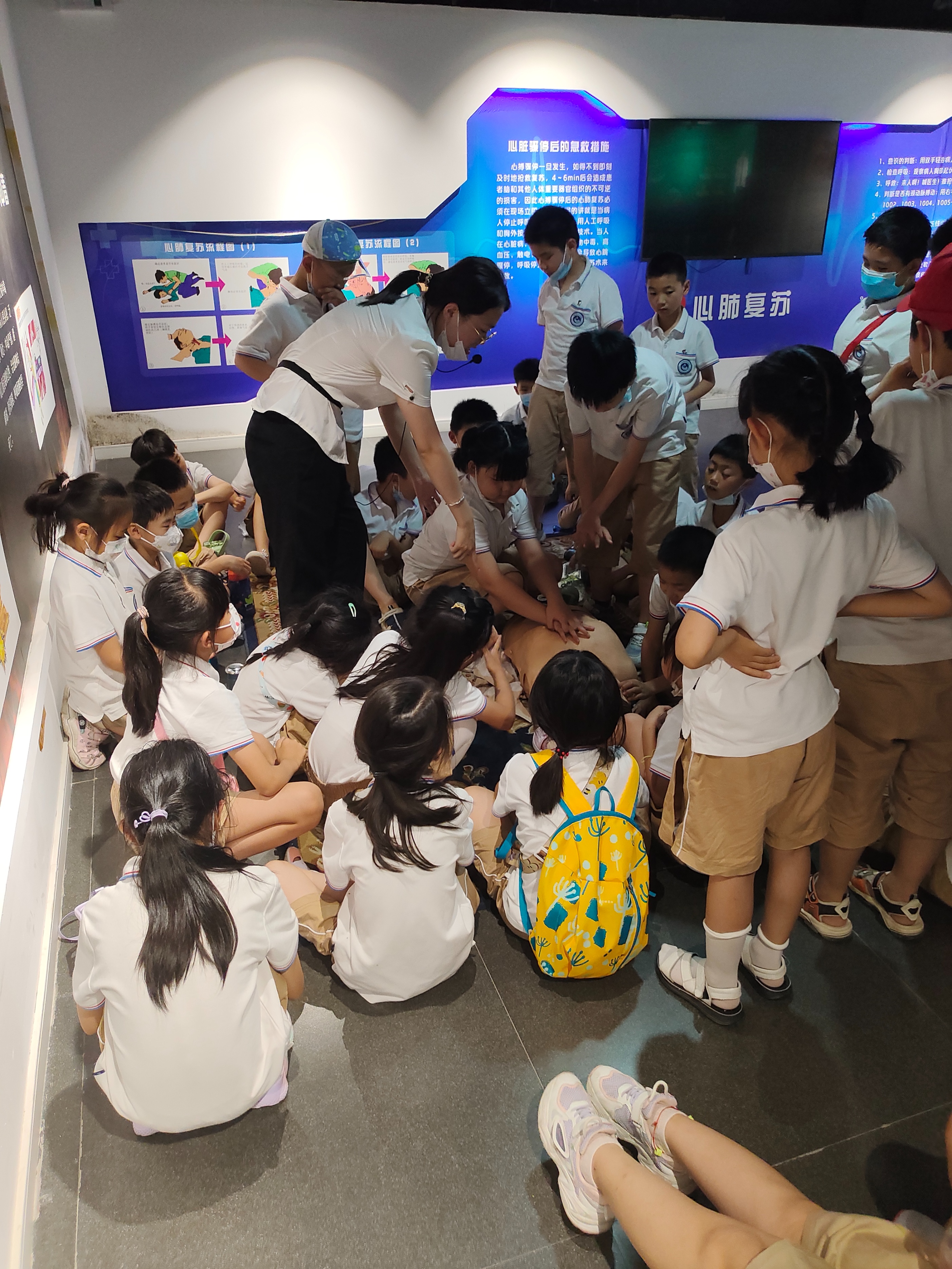 郑州植物园夏季开放时间,郑州夏季适合去哪旅游攻略