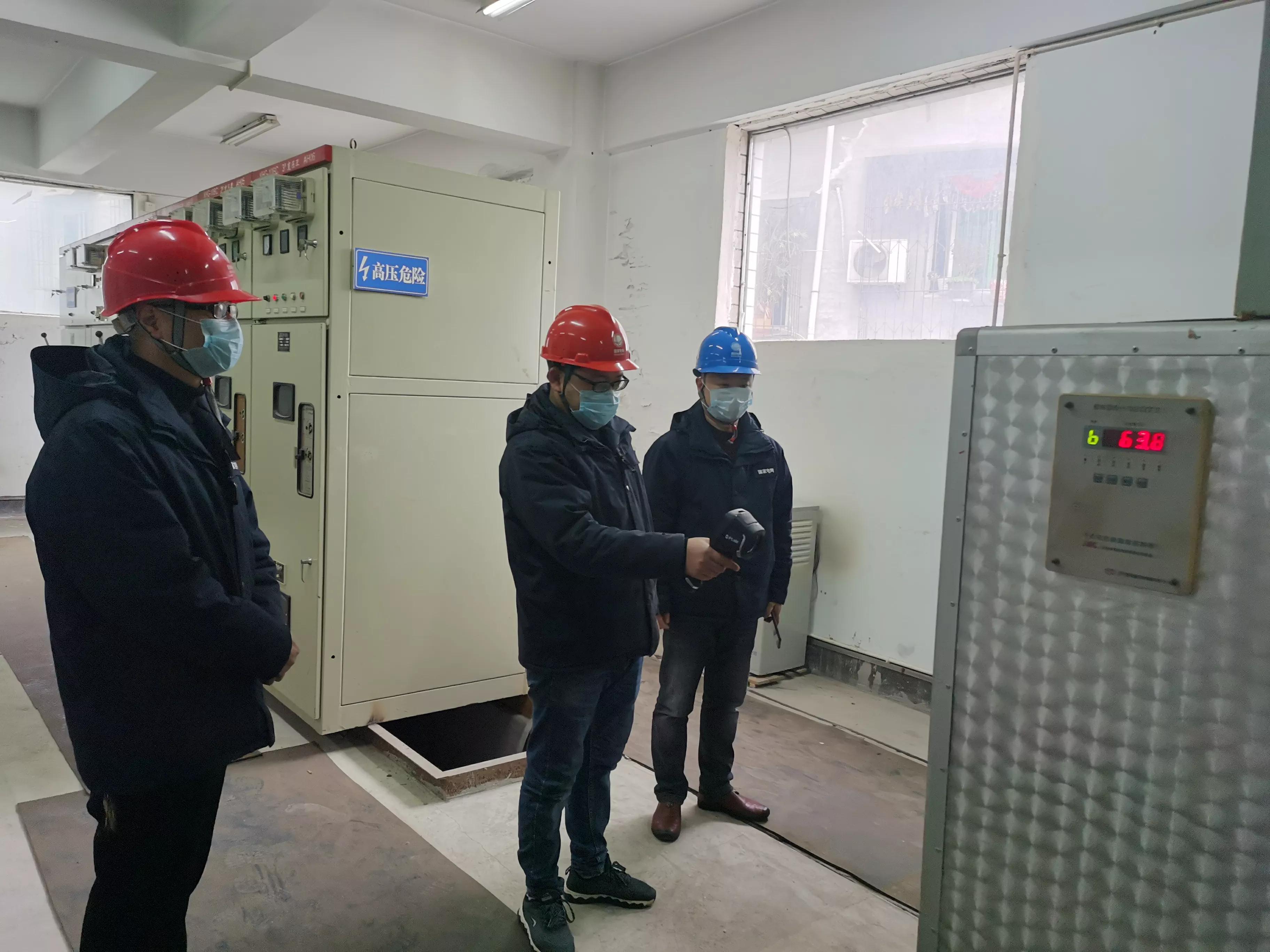 供电公司开展春节送温暖走访慰问,供电所元旦前走访大用户