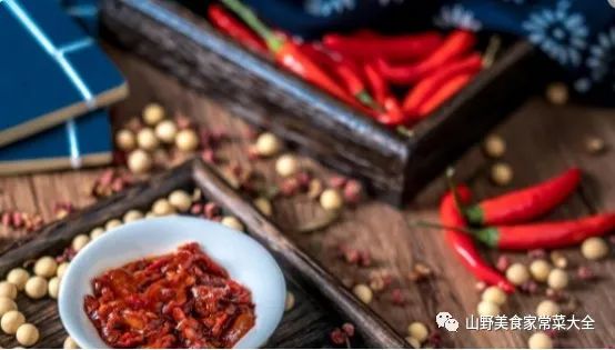 “郫县豆瓣酱”哪个牌子最好吃？经评选，这6种豆瓣酱最受欢迎！