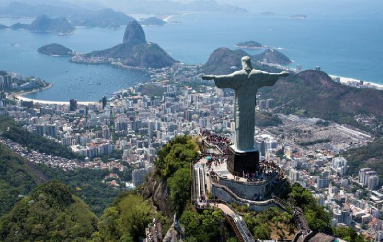 中国和巴西的人均GDP非常接近，但为什么巴西工业基础差那么多？