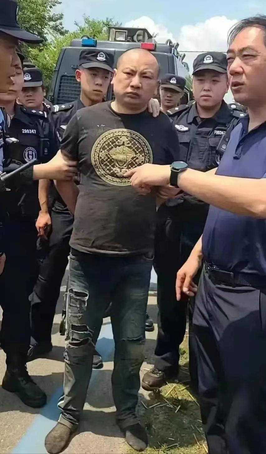 唐山打人案9人落网图片曝光,唐山打人案涉案9人落网视频