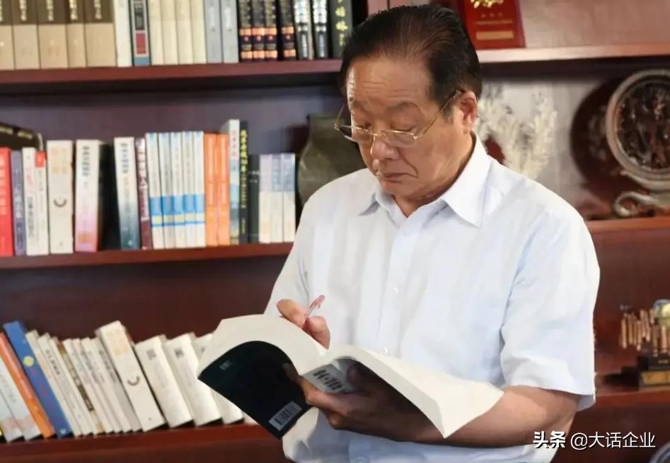 被誉“华夏第一钢村”，同样来自江苏，还位列9大“土豪村”之一