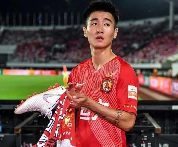 中国足协即将出台最严限薪令,违者重罚足协出台最严限薪令