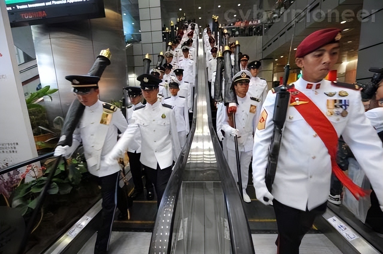 新加坡这个弹丸小国的军事实力究竟如何