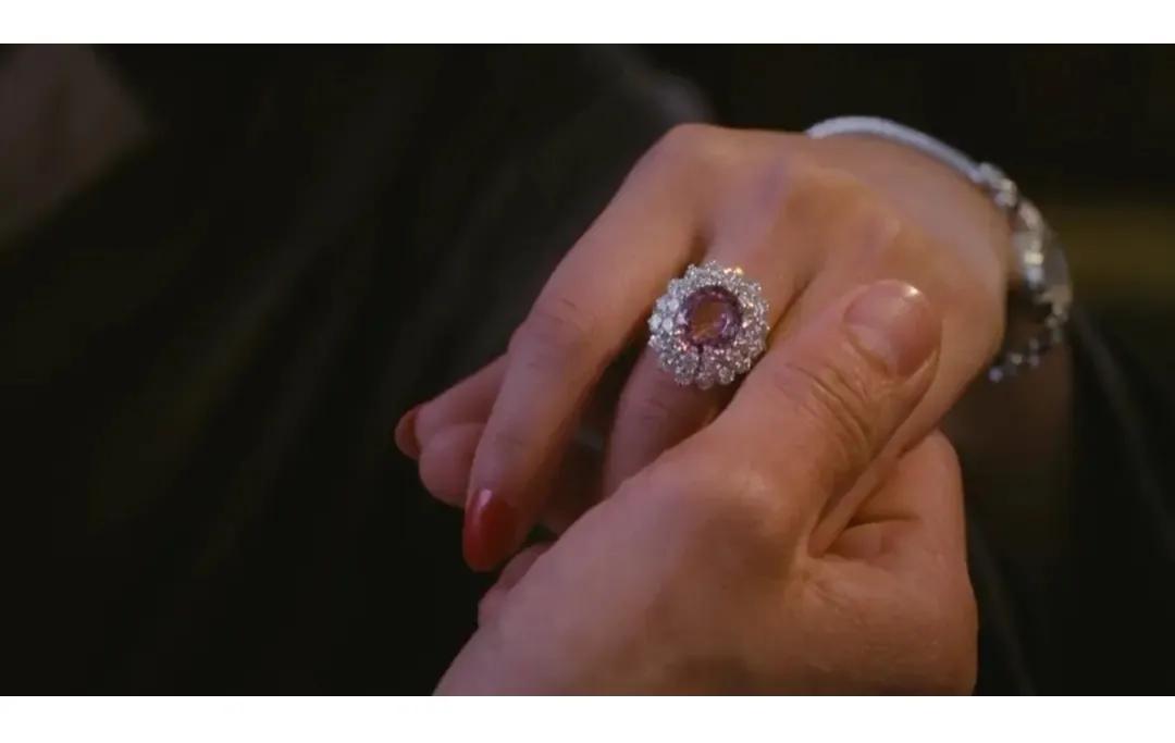 从《色，戒》看，肯为你花钱的男人，不一定爱你