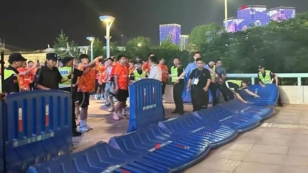 村超打脸中超,村超吊打中超谁说的