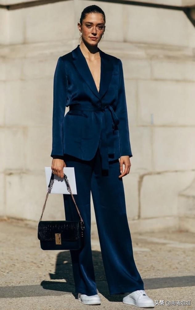 便宜的衣服和贵的衣服选哪个,衣服买便宜好看的还是贵的简单的