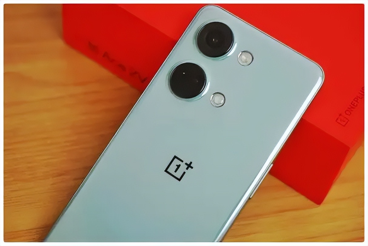 天玑9000+和骁龙8+跑分,天玑9200+跑分性能超136万