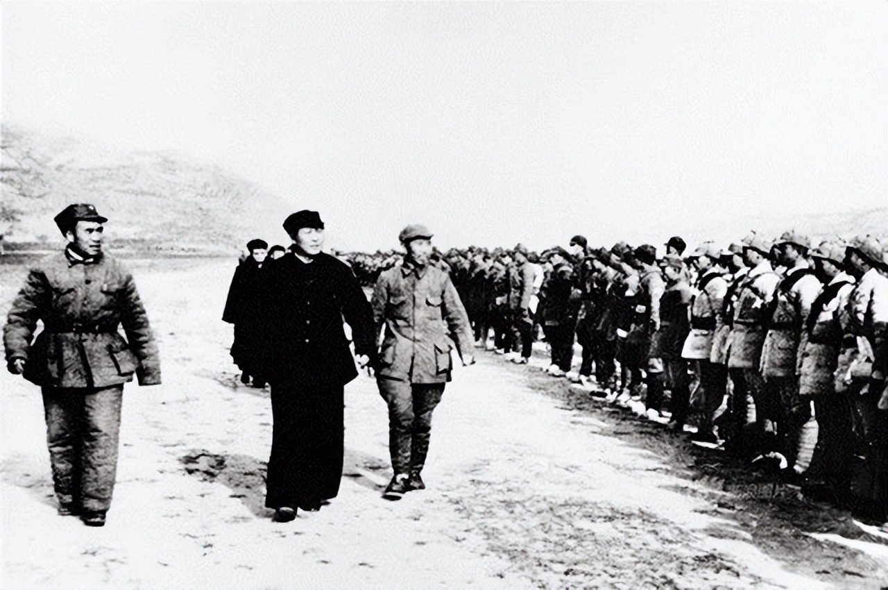 69年九大名单出炉，毛主席发怒：怎么没他？此人痛哭：主席记得我