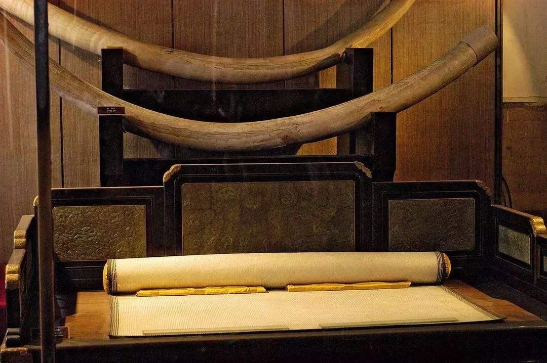 老农卖掉传家宝专家建议无偿上交,祖传四百年的传家宝