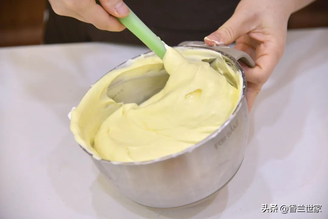 香兰纸杯蛋糕教程,香兰蛋糕制作教程