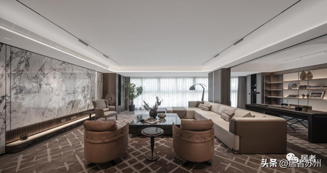 龙湖这个企业还能做大吗,龙湖在2025年要成为什么样的公司