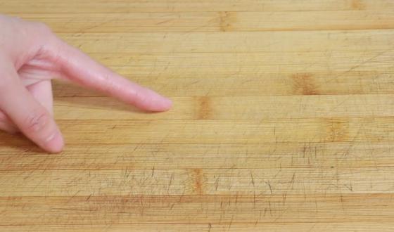 砧板发霉了用什么办法能洗掉,砧板发霉可以开水泡吗