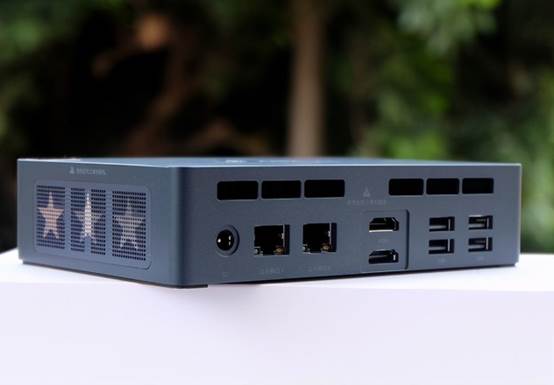 便携主机和传统台式主机区别,电脑迷你主机和一般主机区别