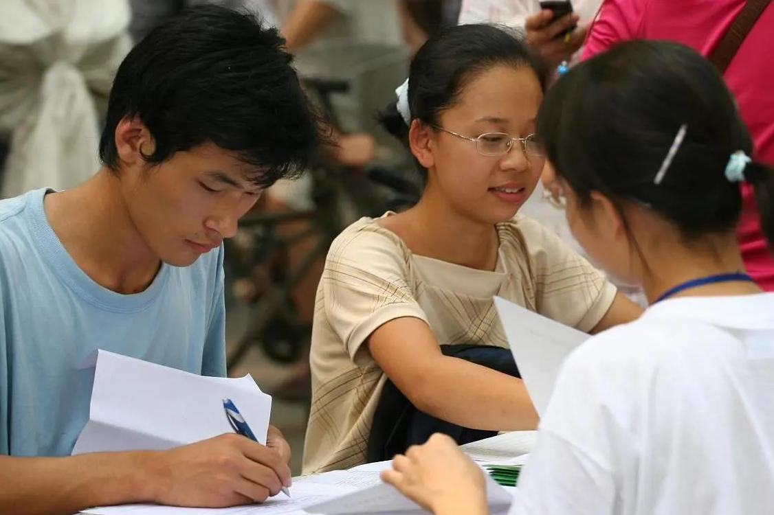 专科生就业前景好的专业推荐,专科生最容易就业的十个专业推荐