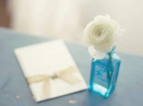 我想*引勾**闺蜜男友，谁让她天天秀恩爱：多少女人都被这种心理毁了