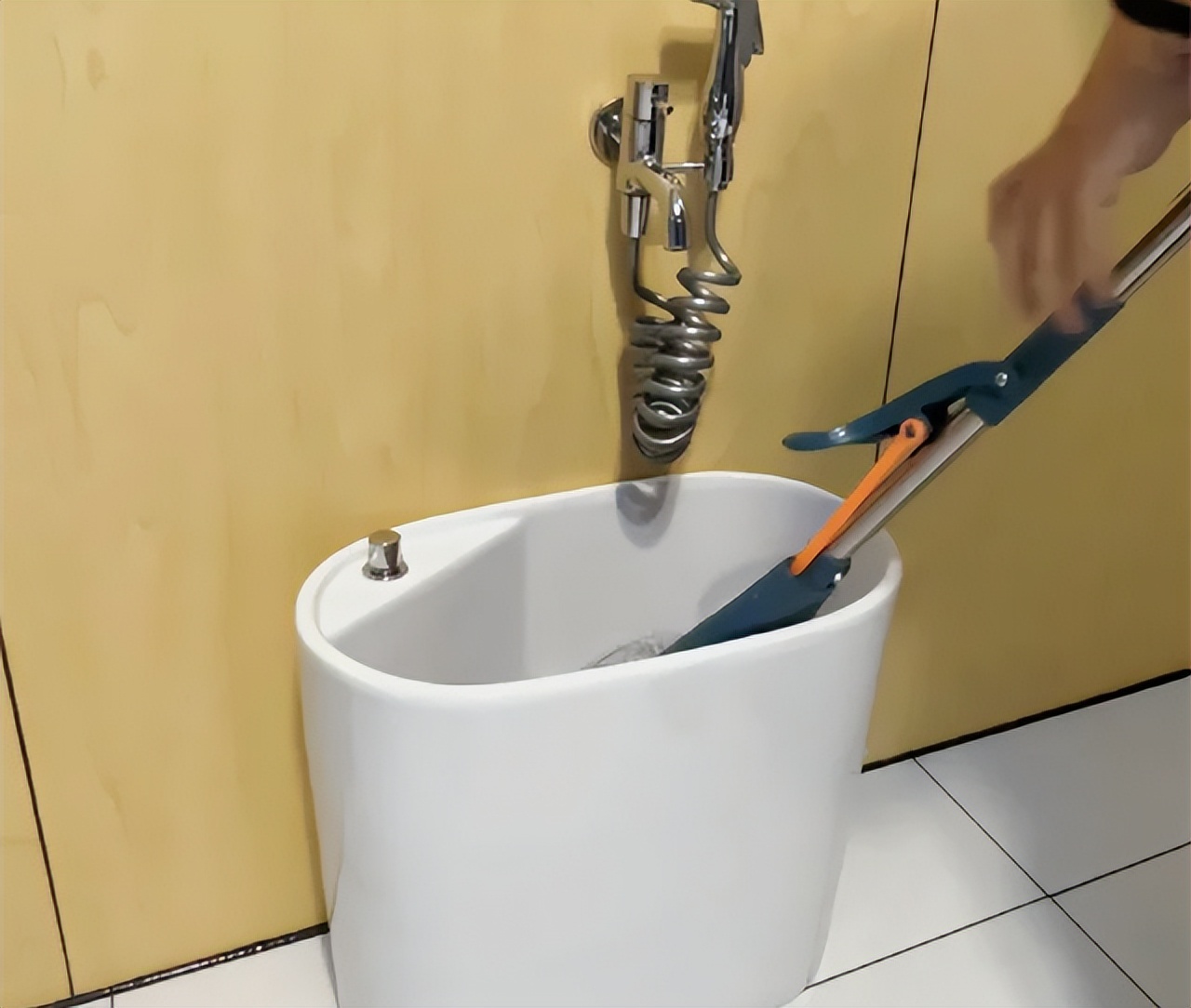 现在都还安拖把池吗,现在还有人装拖把池吗