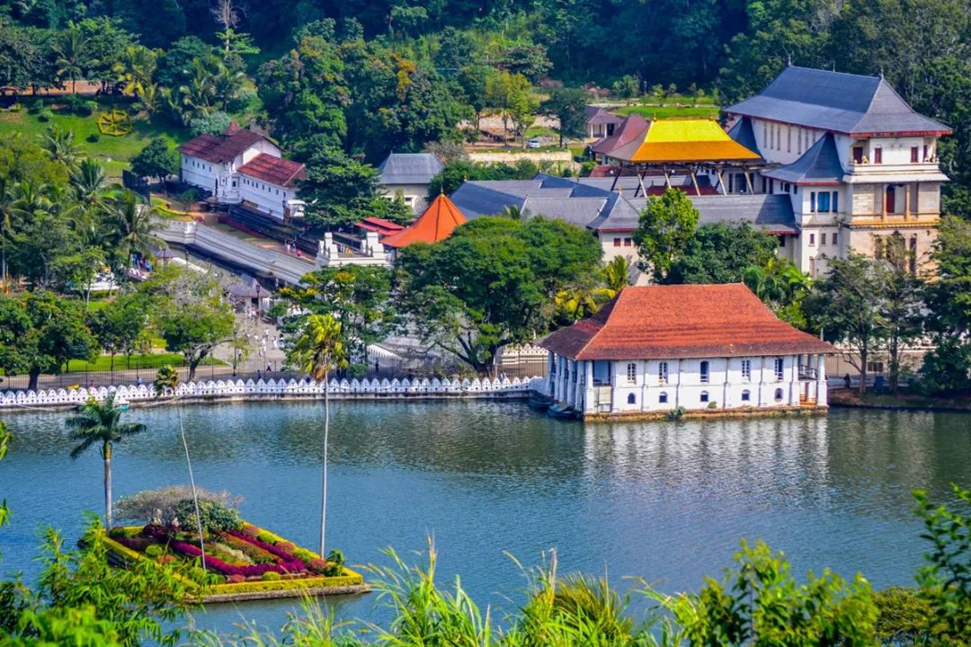 国庆3K起往返+极速电子签！去这个热带岛国度假也太香了吧