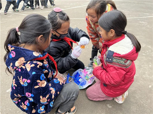 为中国足球梦想助力,为农村孩子筑梦爱心公益活动