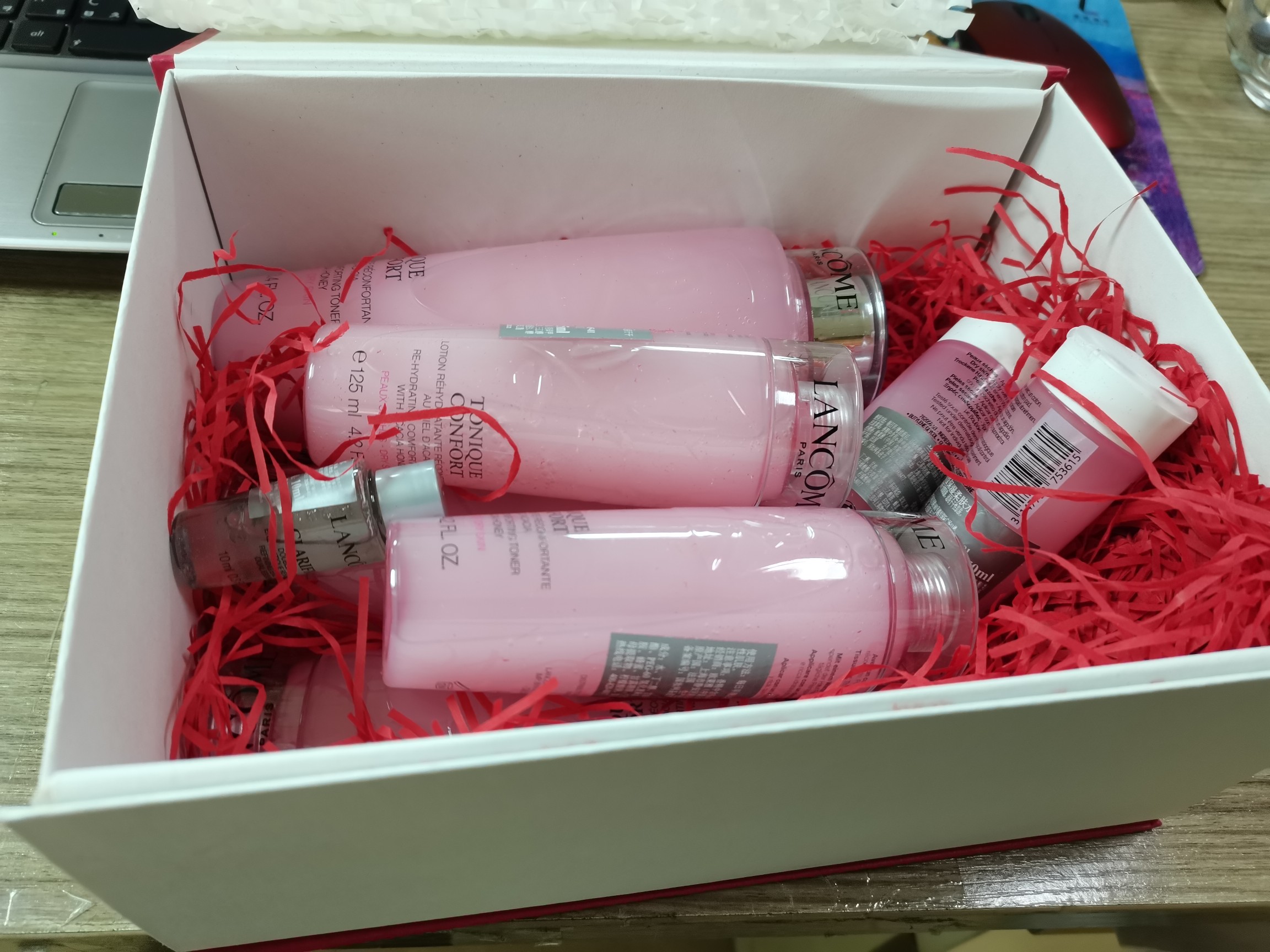 兰蔻粉水价格多少是真的,兰蔻粉水400ml适合什么皮肤