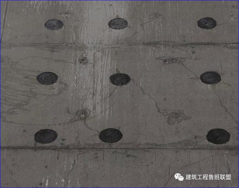 外墙螺栓眼封堵用什么材料,外墙螺栓孔聚氨酯封堵做法