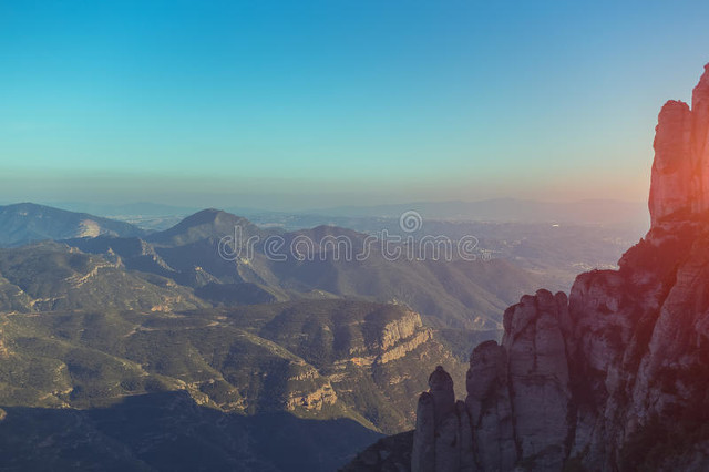 写清晨的雨文章,写清晨的作文