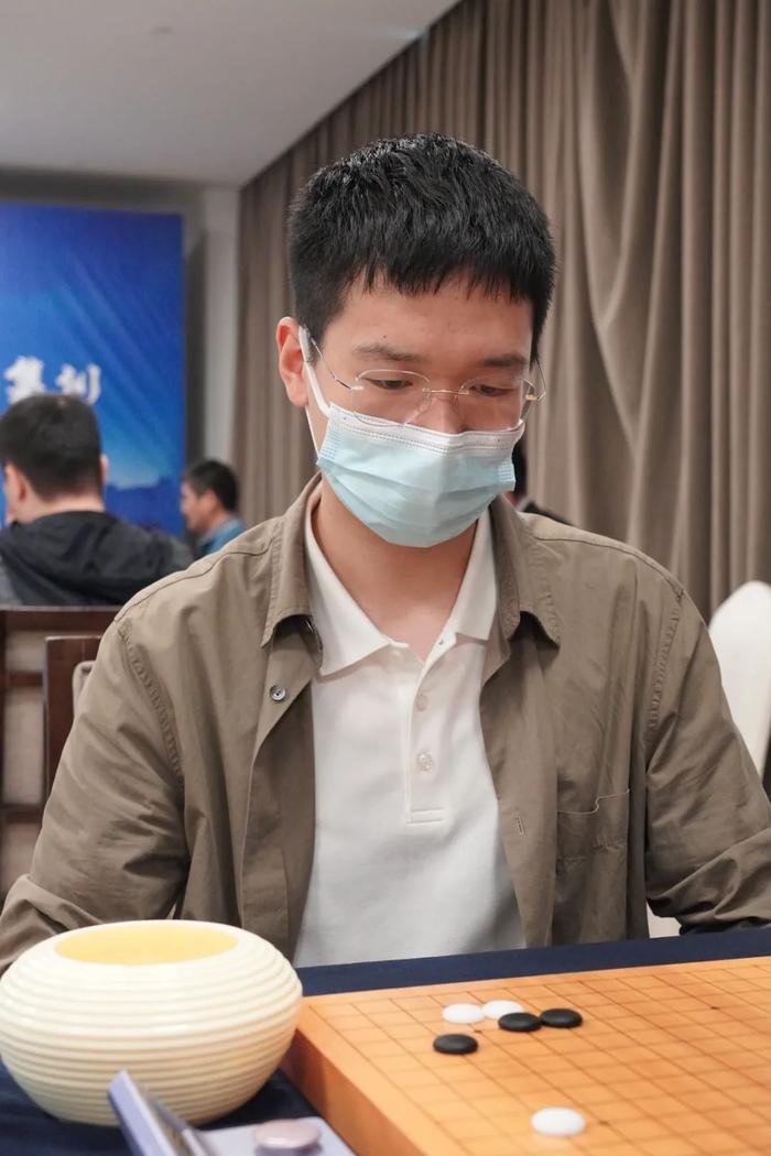 亚运会围棋选拔第三轮棋谱柯洁,亚运会围棋柯洁战绩