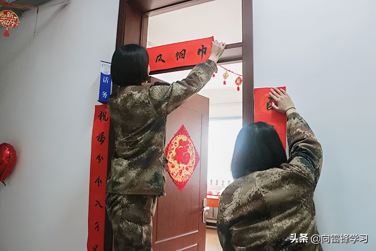 二十三糖瓜粘小年歌谣文案,二十三糖瓜粘小年歌谣是几年级的