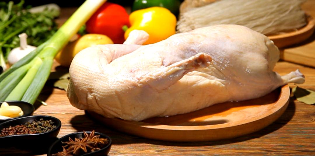 靠一碗老鸭粉丝汤，14年开出108家店：打造中国式麦当劳餐饮标杆