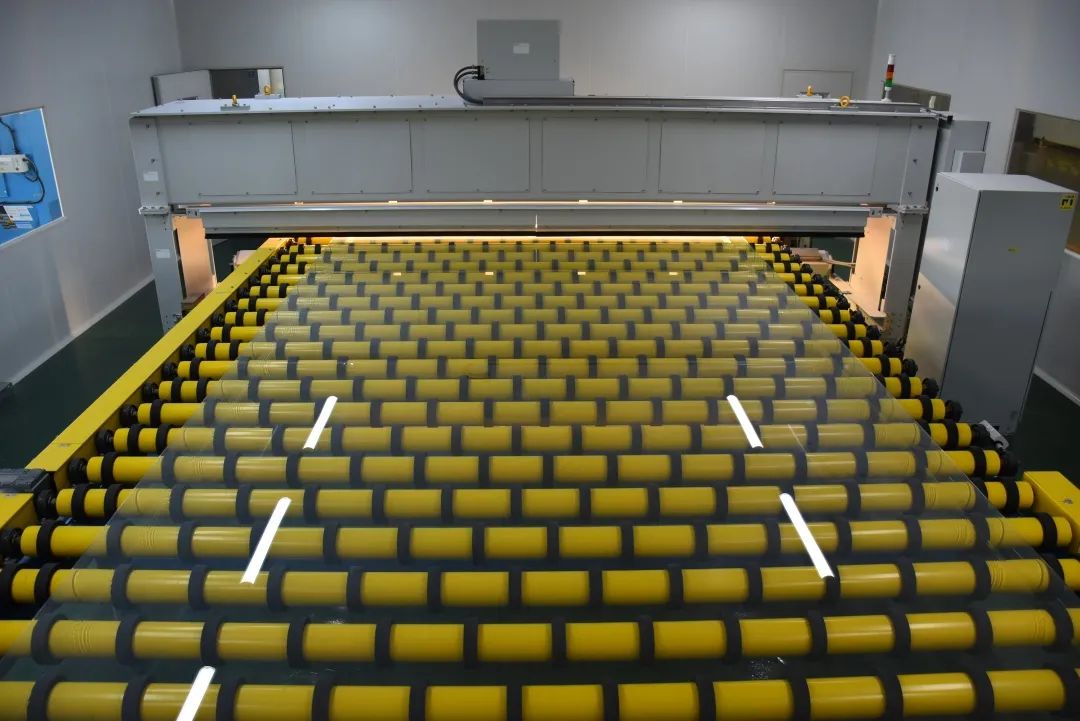 屏幕玻璃比较耐摔的手机,国产手机屏幕最耐摔的