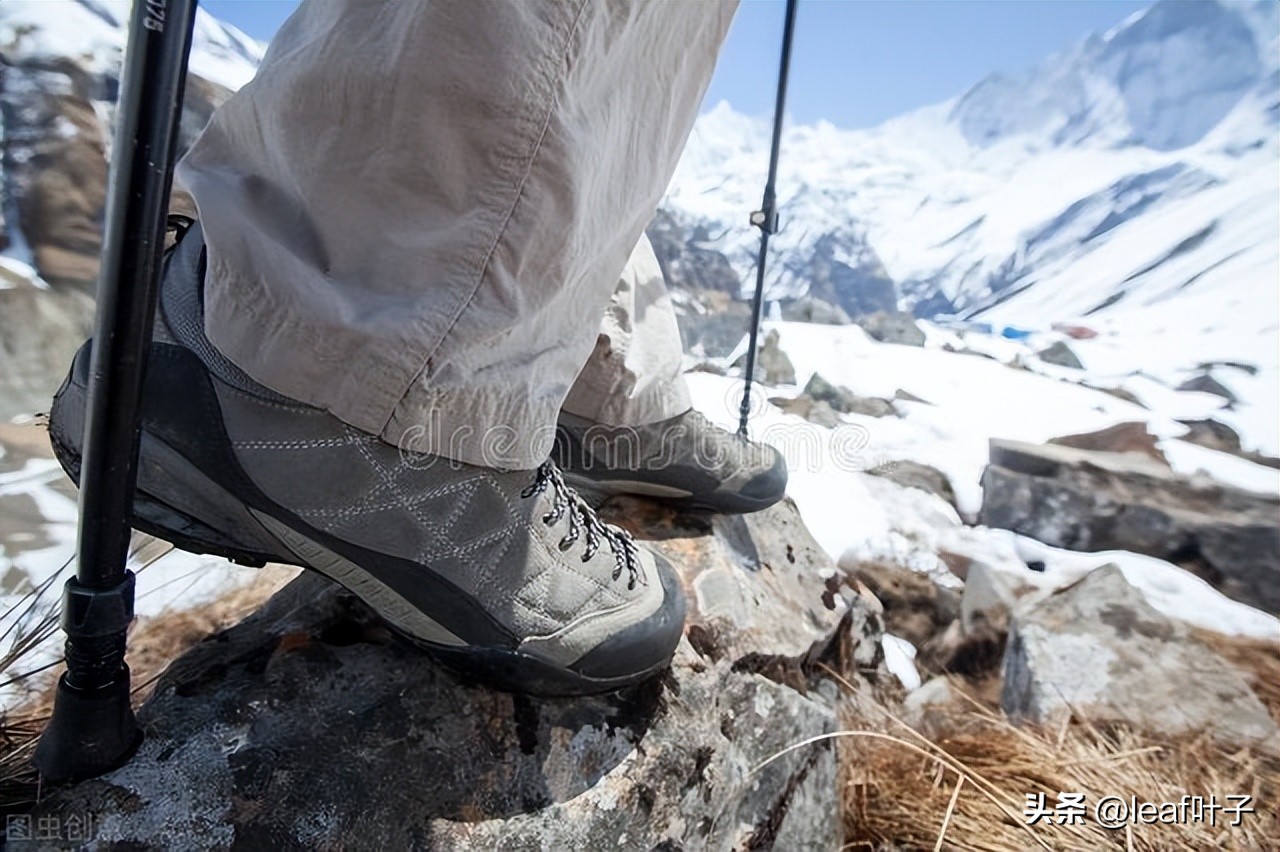 户外登山徒步鞋选购攻略,户外徒步登山鞋哪个牌子好
