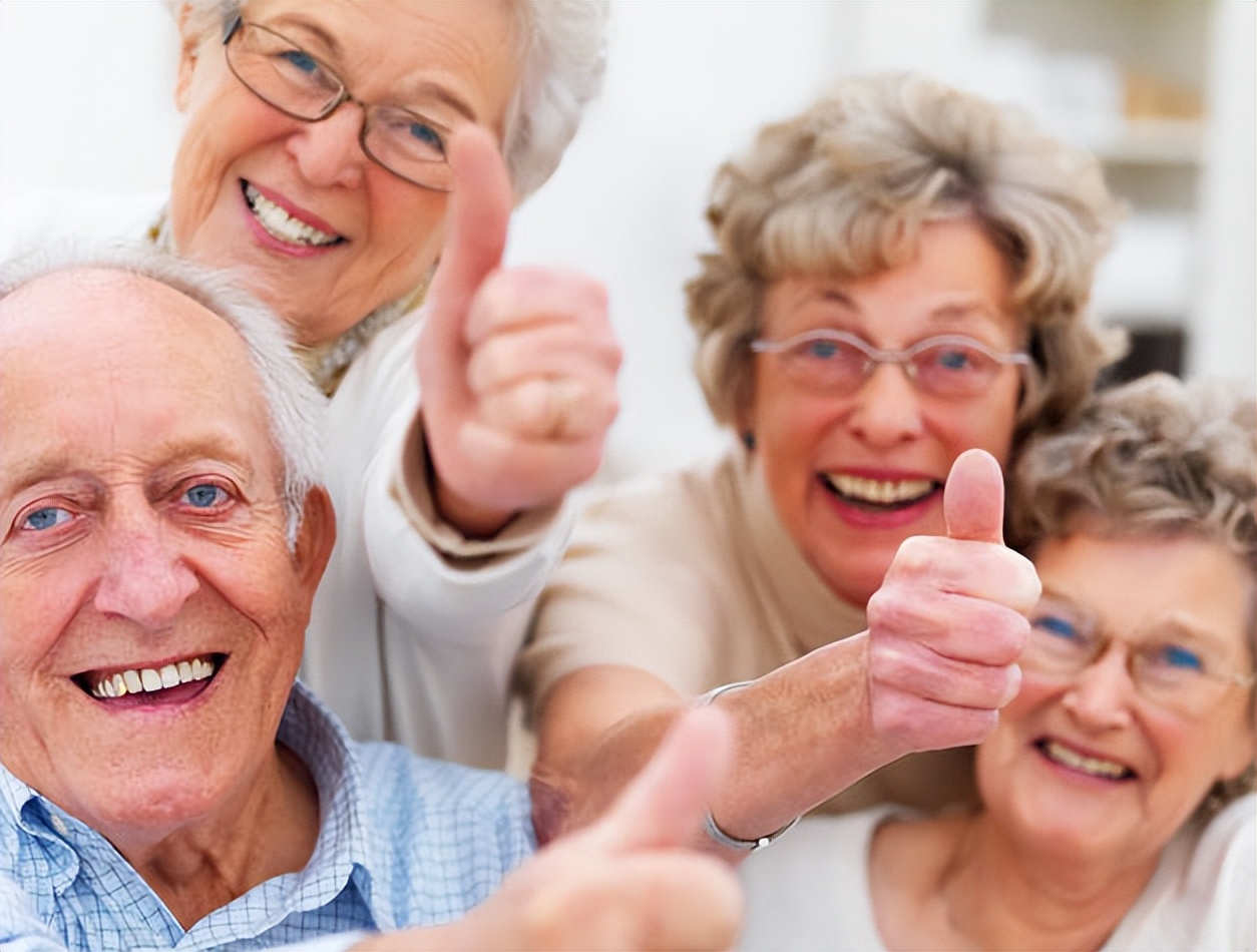 70岁以上老年人夜尿频吃什么药好,老年人尿急尿频尿裤子是什么原因