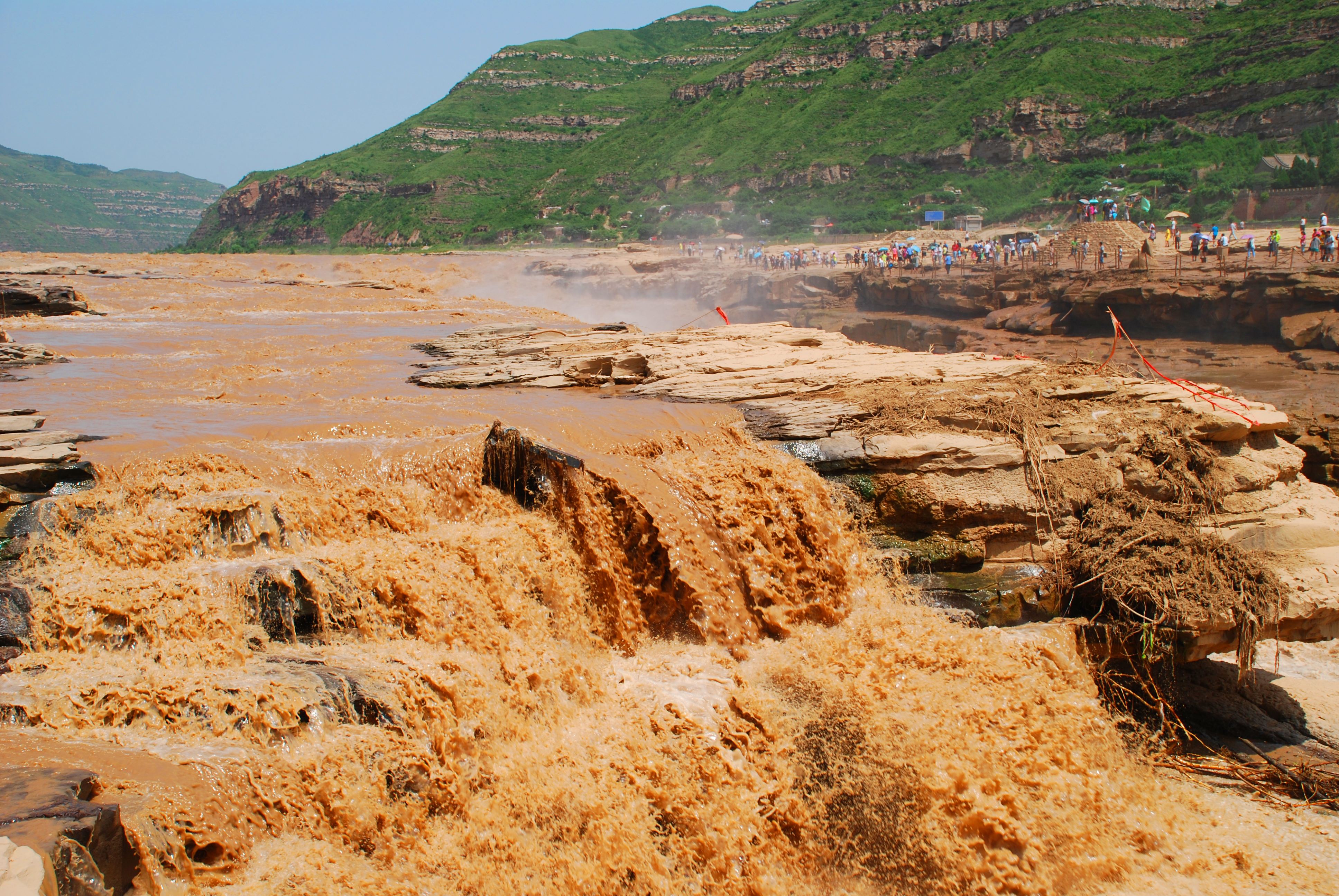黄河泥沙为什么冲不完,黄河采砂合法吗
