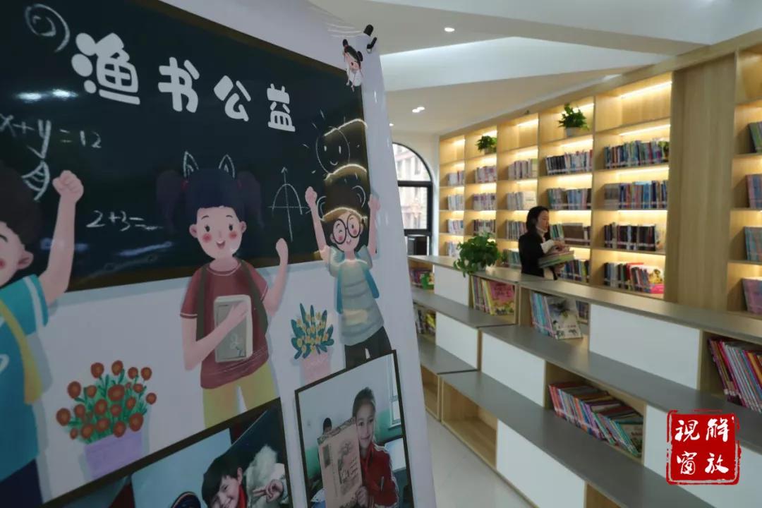 五一广场适合打卡的图书馆,五星步行街图书馆